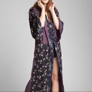 GAP limited edition dreamwell collection kimono